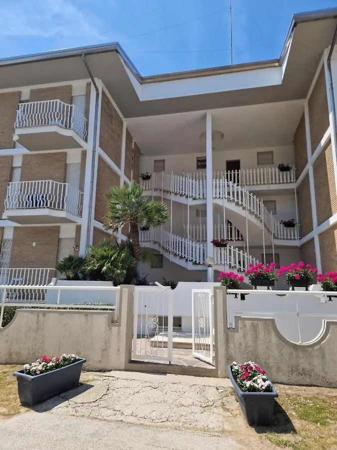 Tellina Frontemare Apartment Lido di Jesolo Italy